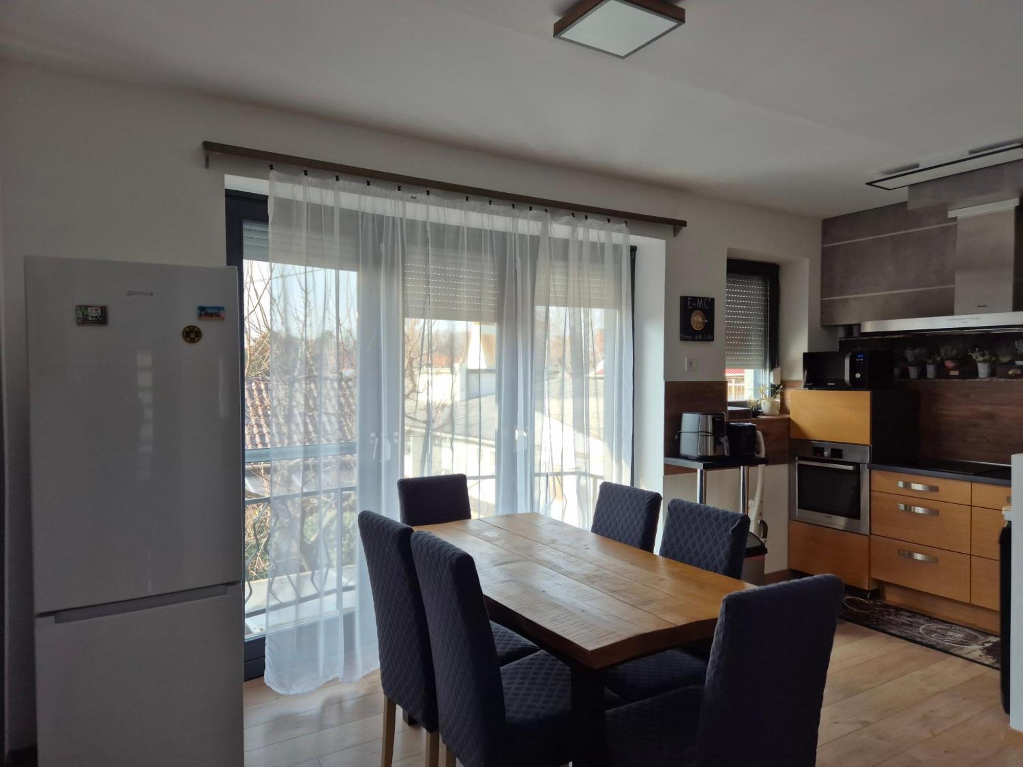 סגד Toelgyes Apartmanhaz מראה חיצוני תמונה