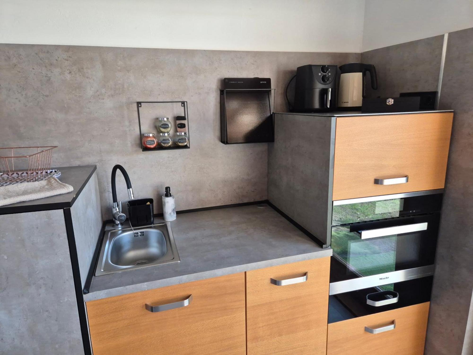 סגד Toelgyes Apartmanhaz מראה חיצוני תמונה